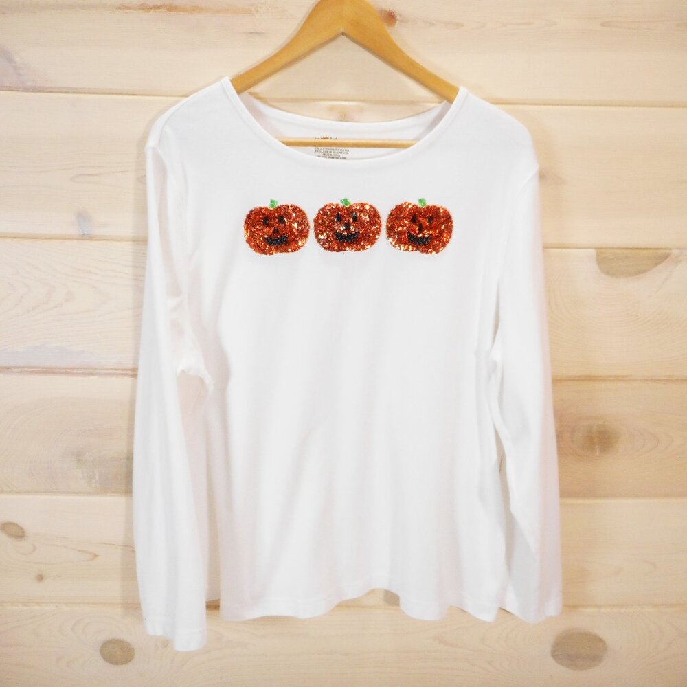 My Halloween Women's plus size 1X Sequin Pumpkin Jack o Lantern Knit Top